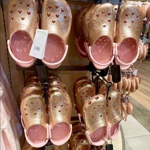 ISO women’s 9 briar rose Disney crocs